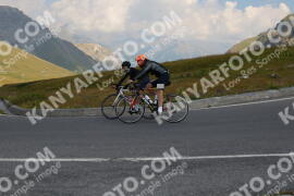Photo #2382820 | 24-07-2022 10:57 | Passo Dello Stelvio - Peak BICYCLES
