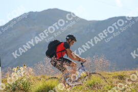 Foto #2401839 | 25-07-2022 11:08 | Passo Dello Stelvio - die Spitze BICYCLES