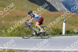 Photo #2490234 | 02-08-2022 15:03 | Passo Dello Stelvio - Peak BICYCLES