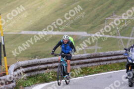 Foto #2460267 | 31-07-2022 11:37 | Passo Dello Stelvio - die Spitze BICYCLES