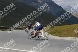 Photo #2394461 | 24-07-2022 14:33 | Passo Dello Stelvio - Peak BICYCLES