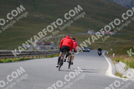 Photo #2395213 | 24-07-2022 15:55 | Passo Dello Stelvio - Peak BICYCLES