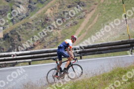 Photo #2422781 | 27-07-2022 12:37 | Passo Dello Stelvio - Peak BICYCLES