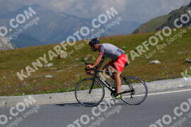 Photo #2383631 | 24-07-2022 11:10 | Passo Dello Stelvio - Peak BICYCLES