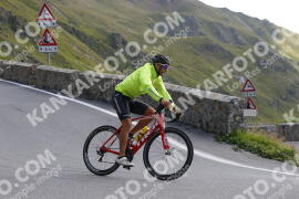 Photo #3932003 | 18-08-2023 09:16 | Passo Dello Stelvio - Prato side BICYCLES