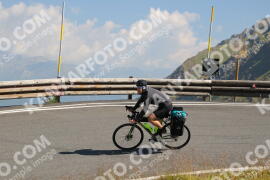 Photo #2397736 | 25-07-2022 10:20 | Passo Dello Stelvio - Peak BICYCLES