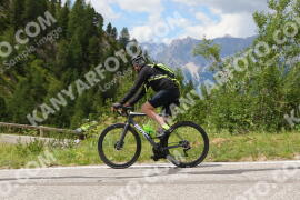 Photo #2542938 | 08-08-2022 12:29 | Pordoi Pass BICYCLES