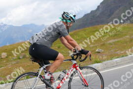 Foto #2410508 | 26-07-2022 11:16 | Passo Dello Stelvio - die Spitze BICYCLES