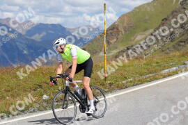 Photo #2486131 | 02-08-2022 12:35 | Passo Dello Stelvio - Peak BICYCLES