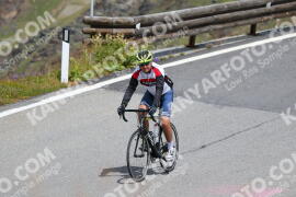 Photo #2433884 | 29-07-2022 13:08 | Passo Dello Stelvio - Peak BICYCLES