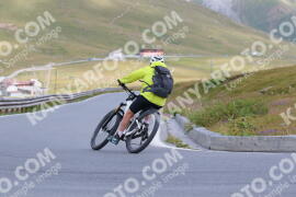 Photo #2410593 | 26-07-2022 11:21 | Passo Dello Stelvio - Peak BICYCLES
