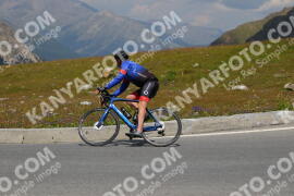 Photo #2392848 | 24-07-2022 13:33 | Passo Dello Stelvio - Peak BICYCLES