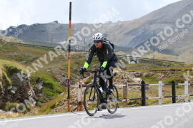 Photo #2423809 | 27-07-2022 11:32 | Passo Dello Stelvio - Peak BICYCLES