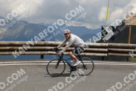 Photo #2422798 | 27-07-2022 12:41 | Passo Dello Stelvio - Peak BICYCLES