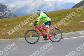 Foto #2411175 | 26-07-2022 12:23 | Passo Dello Stelvio - die Spitze BICYCLES