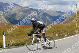 Photo #2490125 | 02-08-2022 14:57 | Passo Dello Stelvio - Peak BICYCLES
