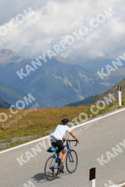 Photo #2422553 | 27-07-2022 11:58 | Passo Dello Stelvio - Peak BICYCLES