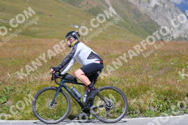 Photo #2487533 | 02-08-2022 13:10 | Passo Dello Stelvio - Peak BICYCLES