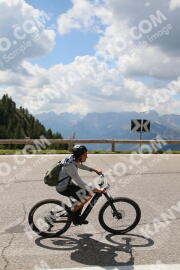 Photo #2579659 | 10-08-2022 13:56 | Pordoi Pass BICYCLES