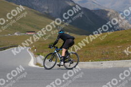 Photo #2392480 | 24-07-2022 13:25 | Passo Dello Stelvio - Peak BICYCLES