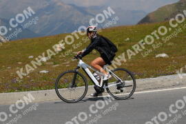 Photo #2392266 | 24-07-2022 13:20 | Passo Dello Stelvio - Peak BICYCLES