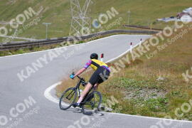 Photo #2431166 | 29-07-2022 12:19 | Passo Dello Stelvio - Peak BICYCLES