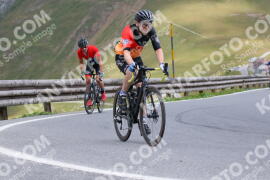 Photo #2410705 | 26-07-2022 11:32 | Passo Dello Stelvio - Peak BICYCLES