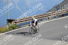 Photo #2423511 | 27-07-2022 10:40 | Passo Dello Stelvio - Peak BICYCLES