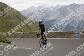 Photo #3265808 | 28-06-2023 13:04 | Passo Dello Stelvio - Prato side BICYCLES