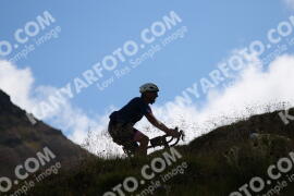 Photo #2482423 | 02-08-2022 09:59 | Passo Dello Stelvio - Peak BICYCLES