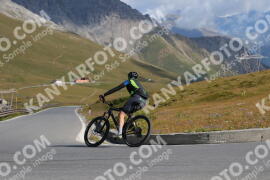 Foto #2410032 | 26-07-2022 09:50 | Passo Dello Stelvio - die Spitze BICYCLES