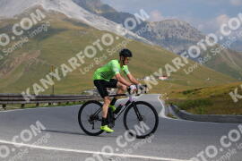Foto #2377397 | 24-07-2022 09:46 | Passo Dello Stelvio - die Spitze BICYCLES