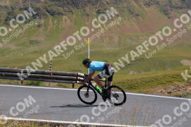 Photo #2411595 | 25-07-2022 12:15 | Passo Dello Stelvio - Peak BICYCLES
