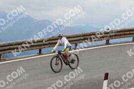 Foto #2459225 | 31-07-2022 11:06 | Passo Dello Stelvio - die Spitze BICYCLES