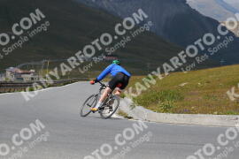 Foto #2394435 | 24-07-2022 14:33 | Passo Dello Stelvio - die Spitze BICYCLES