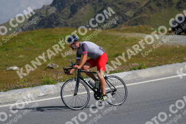 Photo #2383630 | 24-07-2022 11:10 | Passo Dello Stelvio - Peak BICYCLES