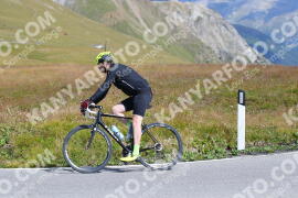 Photo #2483636 | 02-08-2022 11:16 | Passo Dello Stelvio - Peak BICYCLES