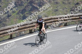 Photo #2422566 | 27-07-2022 12:00 | Passo Dello Stelvio - Peak BICYCLES