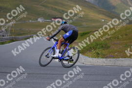 Photo #2395300 | 24-07-2022 16:14 | Passo Dello Stelvio - Peak BICYCLES
