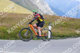Photo #2463818 | 31-07-2022 14:13 | Passo Dello Stelvio - Peak BICYCLES