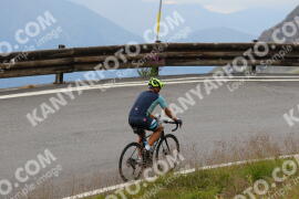 Foto #2437353 | 30-07-2022 10:28 | Passo Dello Stelvio - die Spitze BICYCLES