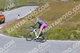 Photo #2430353 | 29-07-2022 12:00 | Passo Dello Stelvio - Peak BICYCLES