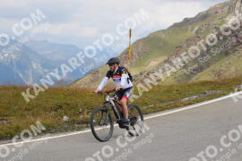 Photo #2462946 | 31-07-2022 13:02 | Passo Dello Stelvio - Peak BICYCLES