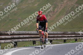Photo #2379937 | 24-07-2022 10:20 | Passo Dello Stelvio - Peak BICYCLES