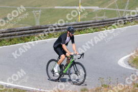 Foto #2408507 | 25-07-2022 11:14 | Passo Dello Stelvio - die Spitze BICYCLES
