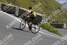 Photo #4019403 | 22-08-2023 12:00 | Passo Dello Stelvio - Prato side BICYCLES