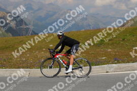 Photo #2391413 | 24-07-2022 13:05 | Passo Dello Stelvio - Peak BICYCLES