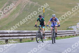 Foto #2411010 | 26-07-2022 12:07 | Passo Dello Stelvio - die Spitze BICYCLES