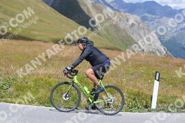 Photo #2487224 | 02-08-2022 13:04 | Passo Dello Stelvio - Peak BICYCLES