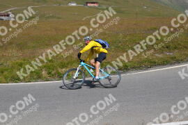 Photo #2408778 | 25-07-2022 11:29 | Passo Dello Stelvio - Peak BICYCLES